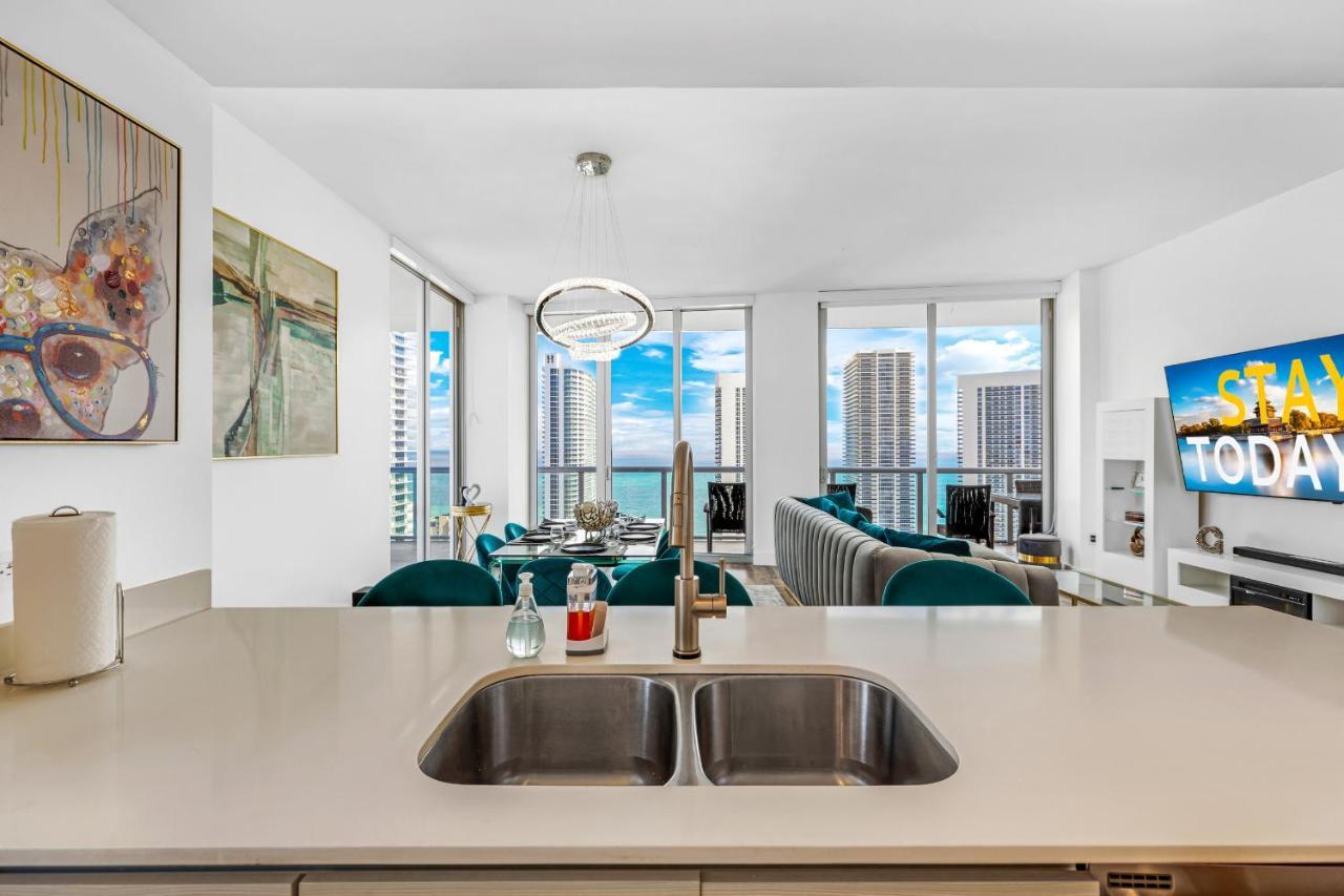 Beachwalk Resort - Penthouse In The Sky 3Bdr And 3Ba Luxury Condo Direct Ocean View ฮาลลันเดลบีช ภายนอก รูปภาพ
